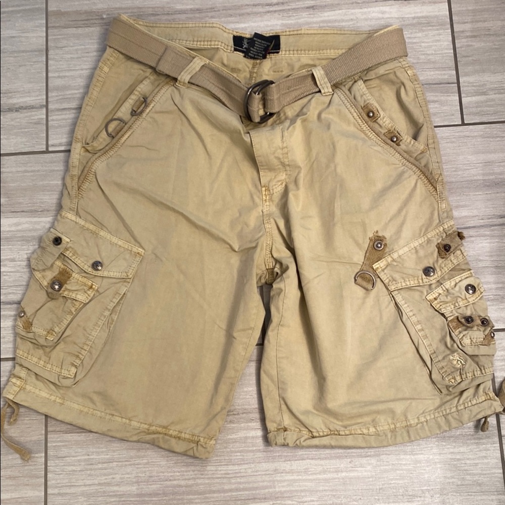 Vintage English Laundry Lions Gate belted Men's Tan Cargo Shorts size 34